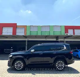 Toyota Land Cruiser 300 VXR 2024/ 2025 KM 8rb Toyota LC300 LC 300