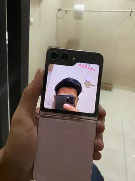 Samsung flip 5 / 256gb / lavender RESMI SEIN