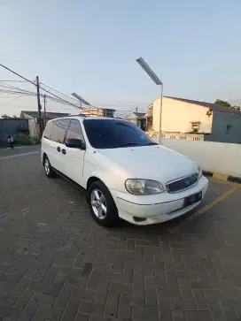 Kia carnival bensin metik