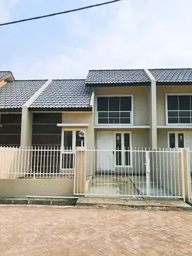 Dikontrakkan Rumah BARU Alana Regency Cemandi
