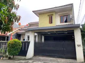 Dijual rumah siap huni dalam cluster area Ciledug