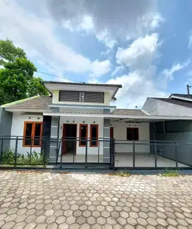DIJUAL RUMAH WIDODOMARTANI SLEMAN YOGYAKARTA