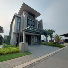 Rumah Mewah Pasadena Di Kawasan Ramai di Gading Serpong