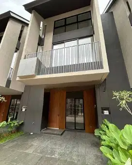 RUMAH MEWAH DALAM CLUSTER CAVANA DI LEBAK BULUS SELANGKAH KE MRT