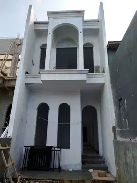 DIJUAL RUMAH JATIWARINGIN TANAH LUAS BEBAS BANJIR SUPER STRATEGIS SHM