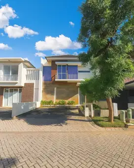 Rumah Harewood, Royal Residence  MINIMALIS, SIAP HUNI, CARPORT