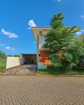 Rumah Harewood, Royal Residence MINIMALIS, SIAP HUNI, CARPORT