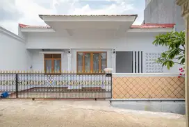 Rumah mewah strategis di Tole Iskandar Depok
