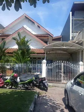 JUAL Rumah Perlu Renov Nirwana Eksekutif Lokasi Favorit Row Jalan 10m