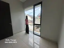 dapatkan rumah nyaman Cluster Teras Grand Wisata, Bekasi