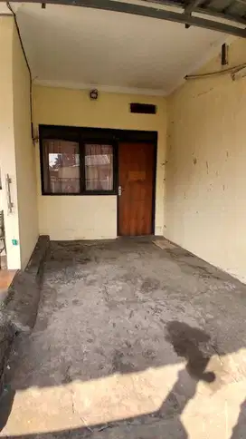 Dijual MURAH BANGET Rumah siap huni di Kopo Permai II