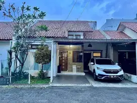 RUMAH CANTIK MINIMALIS DI AREA ARCAMANIK ENDAH DEKAT SPORT JABAR