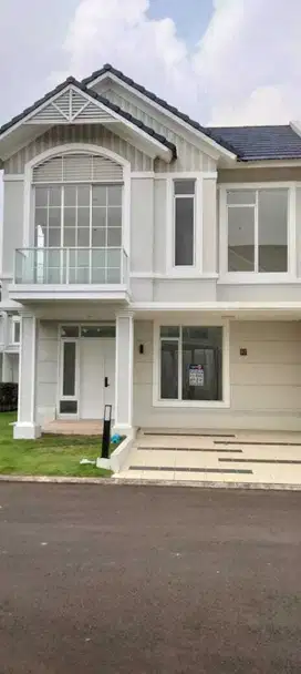 Di Sewakan Cepat Rumah cluster Regalia Lavon swancity Cikupa Tangerang