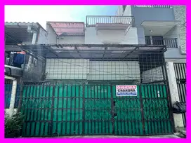 Dhyana Disewa rumah ukuran 5x15m di jelambar Luas tanah 75m2 Luas bang