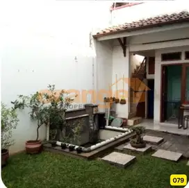 Di Jual Rumah 2 Lantai Posisi Hook Di Legenda Wisata