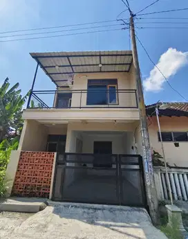 Rumah paulan colomadu