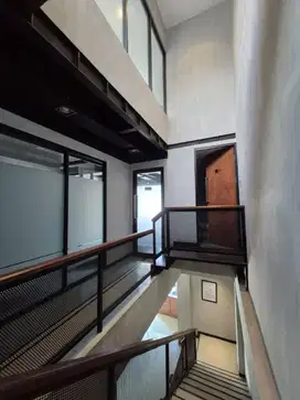 Rumah Jl. Kemuning Surabaya Pusat STRATEGIS