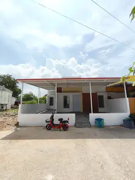 Disewakan Rumah Hook Tengah di Central Raya, Tanjung Uncang