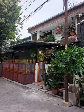 RUMAH STRATEGIS 2 LANTAI, DI KOMPLEK BEA CUKAI DEKAT KELAPA GADING