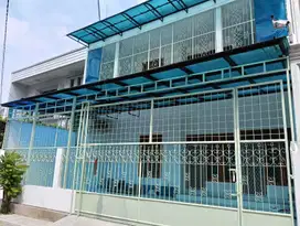Rumah besar usaha 2 lantai disewa lokasi bagus Sunter Jakarta Utara