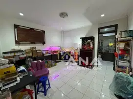 ANA RUMAH UK 5.5X17M DI JELAMBAR