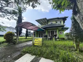 Rumah Villa Tanah Luas Murah SHM View Hijau Asri Nyaman dan Tenang
