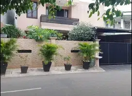 Dijual rumah mewah murah 2lt private pool Pejaten Jakarta selatan