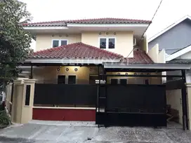 Rumah 2 Lantai Bisa Langsung Tinggal Sudah Rapih Di Bintaro