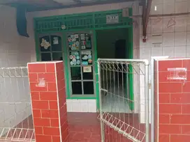 Dijual cepat dan murah rumah di perumnas empat Cibodas