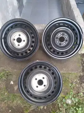 velg kaleng r15 pcd 100