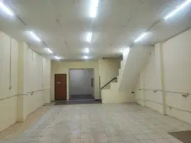 Ruko area strategis pasar kebayoran lama cocok untuk usaha