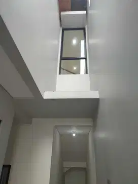 DIJUAL RUMAH SUVARNA SUTERA CLUSTER MERANTI CIKUPA TANGERANG