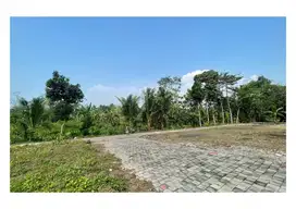 350 Juta Tanah Pekarangan di Jalan Besi Jangkang Bimomartani
