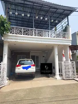 Dijual rumah ada kolam renang di griya Telaga Permai, Tapos, Cilangkap