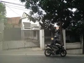 Rumah untuk produksi dekat dengan sport jabar