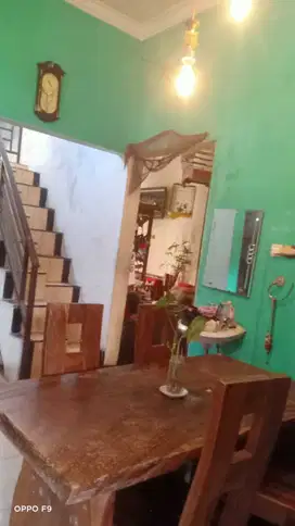 RUMAH HOOK MIJEN SEMARANG