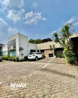 DIJUAL TANAH BESERTA BANGUNAN BISA TEMPAT USAHA ATAU HUNIAN DI CIPETE