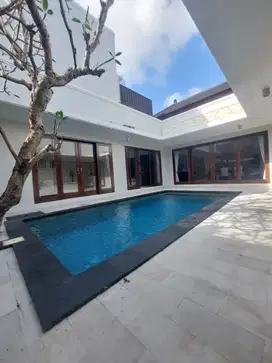 Villa Modern Minimalis Gedong Sari Mumbul Nusa Dua Badung