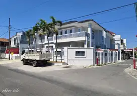 Rumah dijual mewah Surakarta