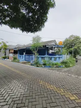 Jual BU, Rumah Hook uk. 9x16,5m Di Perum. Pandugo Baru, Dekat MERR