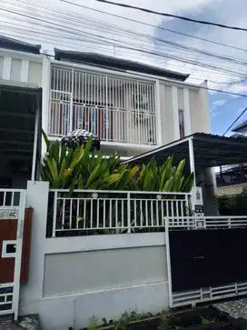 dijual rumah minimalis lantai 2 ubung