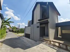Rumah gentan Baki solo