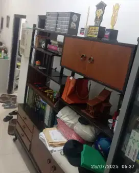 Lemari buffet jati