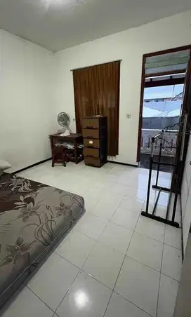 Dijual Cepat, Rumah Kost Putri Selalu Penuh di Galunggung Malang