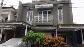 Rumah Siap Huni Dalam  Cluster Nempel Graha Raya 3083