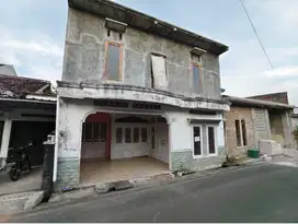 Rumah Second Dekat Pabrik