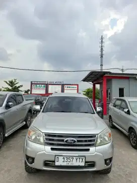Everest 2012 XLT (4×4) diesel manual langka