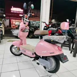 SEPEDA LISTRIK KHUSUS HARI INI PROMO DISKON 500 RIBU LANGSUNG