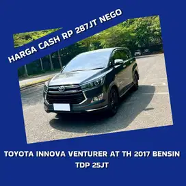TOYOTA INNOVA VENTURER AT TH 2017