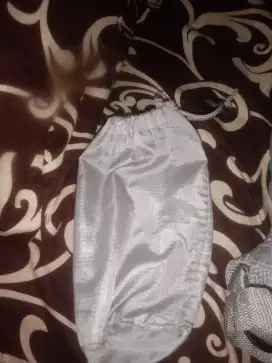 Tas gendong sekolah